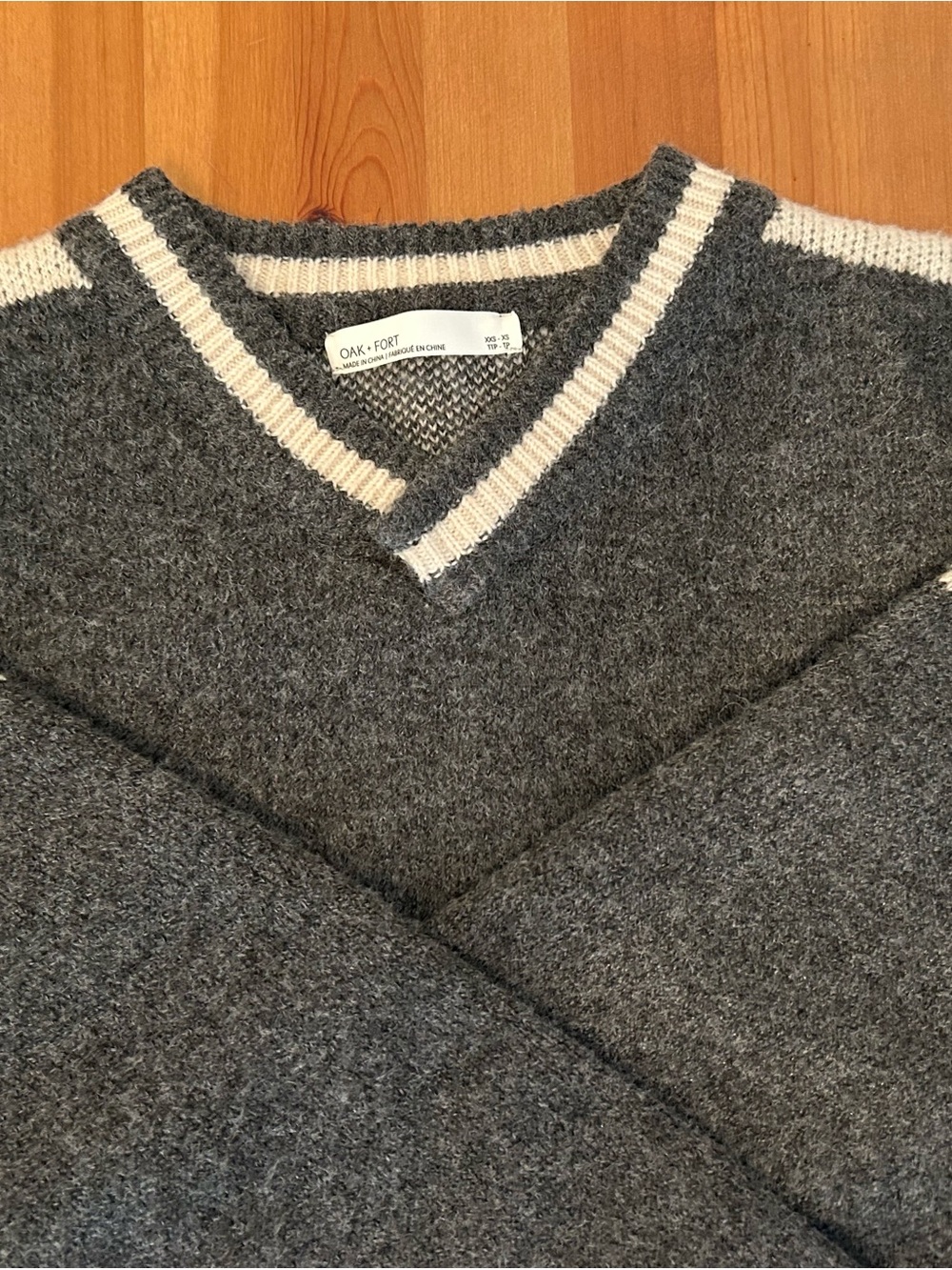 OAK + FORT Gray V-Neck Sweater with Cream Trim